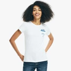 Outlet ✔️ Nautica 👩 Womens Sustainably Crafted Embroidered Wave Graphic Pocket T-Shirt 😍