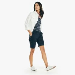 New 👍 Nautica 👩 Womens 10" Stretch-Twill Short 🔥