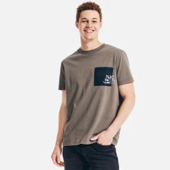 Top 10 👏 Nautica Mens Nautica 👖 Jeans Co. Graphic Pocket T-Shirt ✨