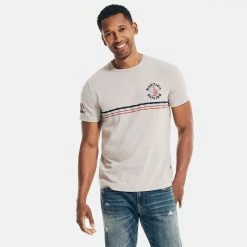 Outlet 👍 Nautica Mens Sustainably Crafted Chest-Stripe Graphic T-Shirt 🤩