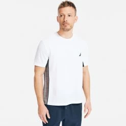 Deals β Nautica Mens Navtech Sustainably Crafted Colorblock T-Shirt π₯