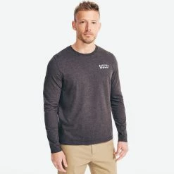 New 🌟 Nautica Mens Sustainably Crafted Graphic Long Sleeve T-Shirt 🎁